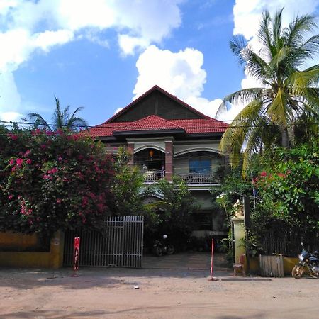 Firefly Guesthouse - The Berlin Angkor Siem Reap Eksteriør billede