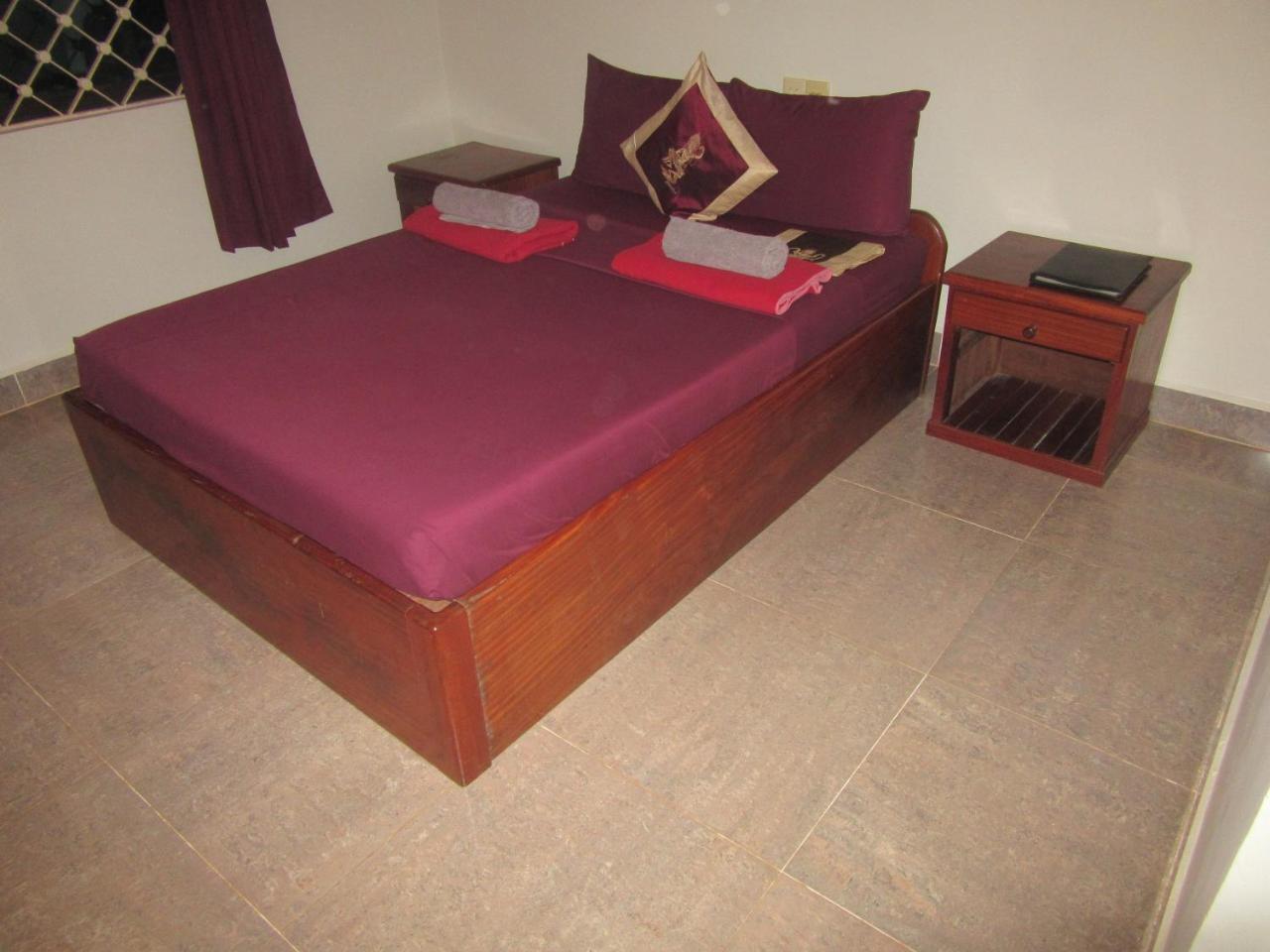 Firefly Guesthouse - The Berlin Angkor Siem Reap Eksteriør billede